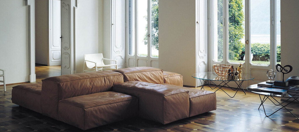 Living Divani Extra Soft sofa ontworpen door Piero Lissoni interieur sfeer foto